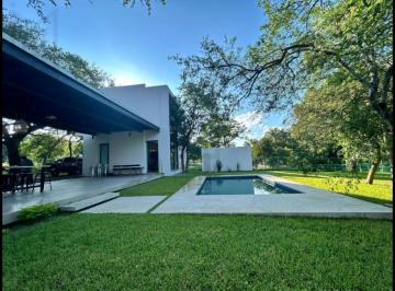 Casa · 240m² · 2 Recámaras · Quinta en Venta en Mil Encinos