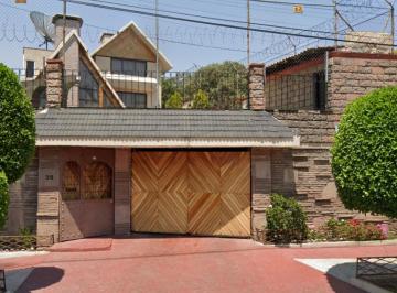 Casa de 5 habitaciones, Iztapalapa · Casa en Venta en Lesbos Lomas Estrella