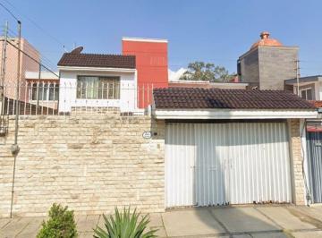 Casa de 3 habitaciones, Puebla · H E R m o S a R E S I D E N C I a P a T R I m o N I a L E N Z o N a D Ec R E C I m I E N T o