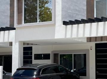 Casa · 3 Recámaras · Casa en Solidaridad