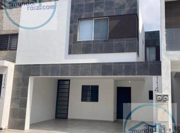 Casa · 140m² · 3 Recámaras · 2 Estacionamientos · Casa Amueblada en Renta Fraccionamiento Radica Apodaca