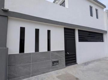 Casa · 159m² · 3 Recámaras · Casa con Recámara en Planta Baja en Venta en Col. Tamaulipas, Tampico Tamaulipas.