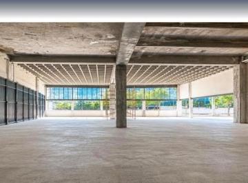 Local comercial · 484m² · Local Espacio Comercial de Gran Formato 484.50 m²