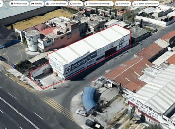Bodega comercial · 750m² · Bodega Comercial en Venta en Metepec, Sobre Av Las Torres