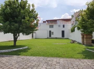 Terreno / Lote · 389m² · Terreno en Venta en Providencia Metepec