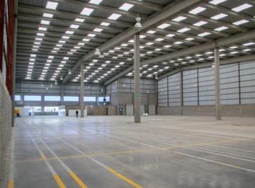 Nave industrial · 2176m² · Nave Industrial en Renta en Lerma