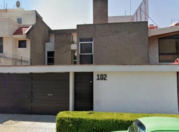 Casa de 4 habitaciones, Coyoacán · Venta de Casa en Paseos de Taxqueña, Coyoacan, Cdmx.