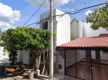 Casa de 3 habitaciones, Mérida · Casa de 160 m² con 3 Recámaras en Venta en Merida, Yuc