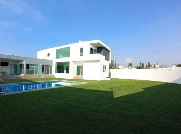 Casa · 498m² · 4 Recámaras · 3 Estacionamientos · Casa en Venta Real de Oaxtepec, Yautepec Morelos