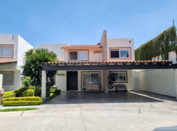 Casa en condominio de 4 habitaciones, Celaya · La Mejor Casa de Fracc Palma Real con Doble Contenido