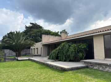 Casa · 1500m² · 3 Recámaras · 10 Estacionamientos · Casa en Venta Santa Cruz Tepotzotlan, Edo de México
