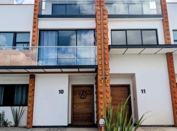 Casa de 3 habitaciones, Metepec · Renta de Casa Nueva en Residencial Acacias, Metepec, Av Tenologico, Galerias Metepec.