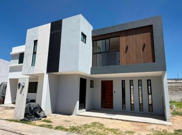 Casa de 3 habitaciones, Cuautlancingo · Hermosa Casa en Venta Cuautlancingo