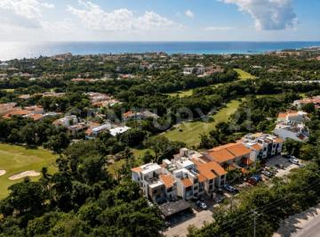 Casa · 213m² · 3 Recámaras · 1 Estacionamiento · Penthouse en Puerto Aventuras | Estudio Independiente y Vista Al Campo de Golf