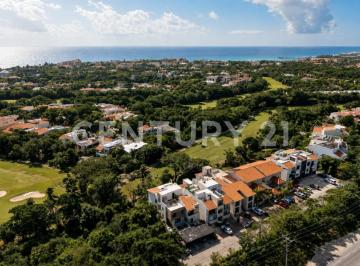 Departamento · 213m² · 3 Recámaras · 1 Estacionamiento · Penthouse en Puerto Aventuras | Estudio Independiente y Vista Al Campo de Golf