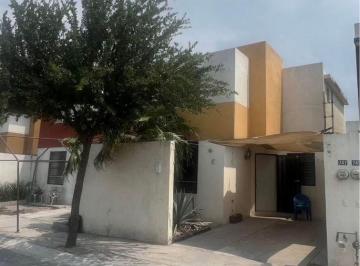 Casa de 3 habitaciones, García · Casa en Venta en Santa María Lincon García