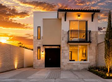 Casa de 3 habitaciones, El Marqués · Casa en Venta en Zona El Mirador, 3 Recámaras, 3 Baños Completos, Oportunidad!