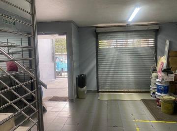 Casa de 1 habitación, San Pedro Tlaquepaque · Bodega en Venta en Fraccionamientorevolución, Guadalajara, Jalisco