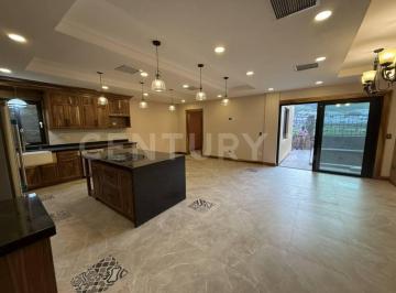 Casa · 313m² · 3 Recámaras · 2 Estacionamientos · Casa en Venta en Fraccionamiento Bosque Real en Chihuahua, Chihuahua