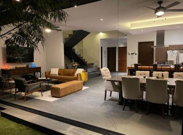 Casa en condominio de 3 habitaciones, Zapopan · Casa en Venta en La Toscana I Valle Real