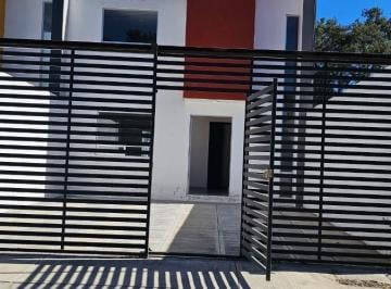 Casa · 114m² · 3 Recámaras · 2 Estacionamientos · Casa en Renta con Tres Recamaras y Jardín en San Matías, Tlaxcala