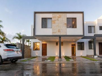 Casa de 3 habitaciones, Querétaro · Casa en Venta en Ciudad del Sol, Equipada, Oportunidad!