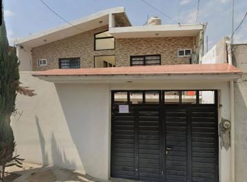Casa de 4 habitaciones, Puebla · Casa Moderna Cerca de Zona Universitaria y Laguna