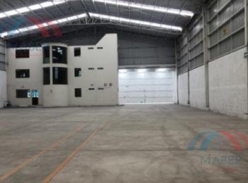 Nave industrial · 1100m² · 4 Estacionamientos · Nave Industrial - Pueblo Sanctorum