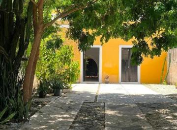 1 · Casa Remodelada en El Centro de Merida en Venta