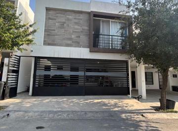 Casa de 3 habitaciones, García · Casa en Renta en Arezzo Residencial, en Zona Dominio Cumbres