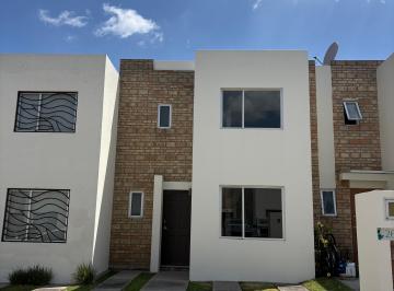 Casa de 3 habitaciones, Cuautlancingo · Se Renta Hermosa Casa en Cuatlancingo Puebla