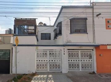 Casa de 4 habitaciones, Querétaro · Venta de Casa en Queretaro Col Lomas del Marques
