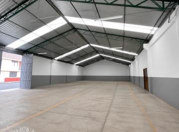 Bodega comercial , Toluca · Bodega / Local Comercial en Renta en Toluca | 970 m² | Cerca de La Estación del Tren Interurbano