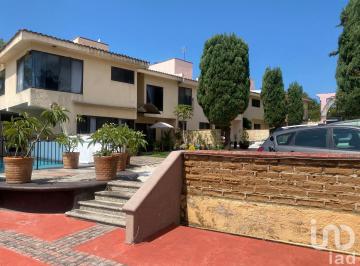 Casa · 160m² · 3 Recámaras · 3 Estacionamientos · Venta de Casa en Condominio