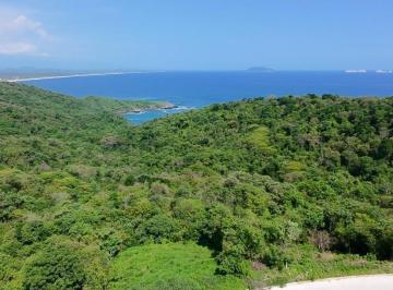 Terreno / Lote · 1116m² · Venta de Lote Exclusivo con Vista a La Bahía de Zihuatanejo y Playa Larga