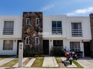 Casa de 3 habitaciones, Cuautlancingo · Casa en Buena Zona