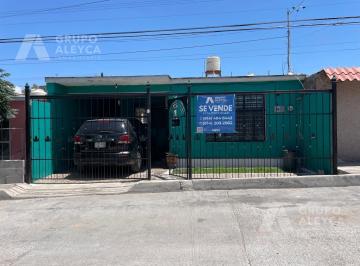 Casa · 115m² · 4 Recámaras · 1 Estacionamiento · Cerro de La Cruz