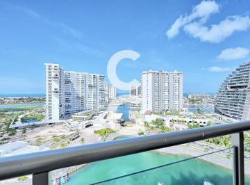 Departamento · 350m² · 3 Recámaras · 2 Estacionamientos · Departamento en Venta en Cancún en Maioris Puerto Cancún con Terraza con Vista Al Mar