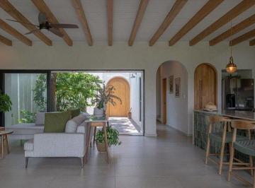 c1e43a4aceb113d83406f03edae8636932ee107f95d8eccdad3953f2d0f21c34 · Casa en Venta Coto Privado Altozano Colima con Alberca Vista Barranca y Volcanes