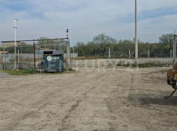 Quinta · 450m² · 3 Recámaras · Terreno Industrial con Construccion en Col. Ejido La Victoria en Pesqueria, N. L.