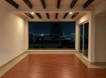 Casa de 4 habitaciones Venta MN 5,990,000 · Casa en Real de Juriquilla · Vista Panorámica y Hermoso Jardín.