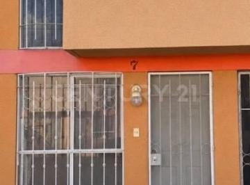Casa · 66m² · 2 Recámaras · 1 Estacionamiento · Se Renta Casa, Fraccionamiento Cerrado, Excelente Precio!