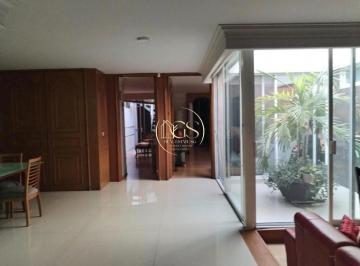 Casa · 350m² · 3 Recámaras · 3 Estacionamientos · Casaa en Venta La Alameda Calle Guillermo Prieto Celaya