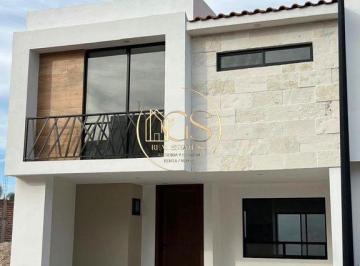 Casa · 115m² · 3 Recámaras · 2 Estacionamientos · Casa en Venta Maderas Residencial Celaya
