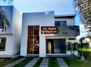 Casa · 200m² · 3 Recámaras · 2 Estacionamientos · Casa en Venta Santa Maria Residencial Celaya