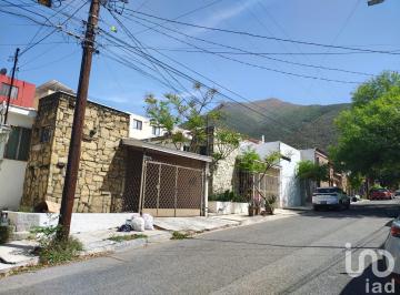 Casa · 150m² · 3 Recámaras · 1 Estacionamiento · Casa en Renta en Bosques de La Pastora Gpe