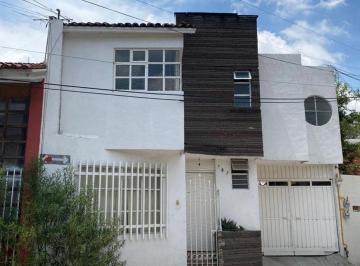 Casa de 3 habitaciones, Puebla · Renta Casa Amueblada 3 Min Uvp