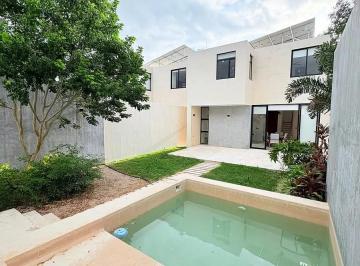 Casa de 3 habitaciones, Mérida · Casa en Renta de 3 Recámaras, Amueblada con Paneles, en Dzitya Mérida