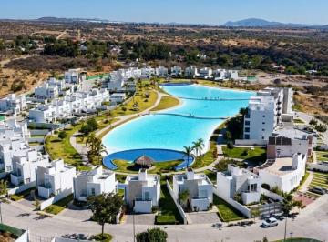 Casa en condominio de 3 habitaciones, Yautepec · Casa en Venta en Condominio con Laguna Artificial, en Cascadas de Cocoyoc, 3 Recámaras y 100 m²