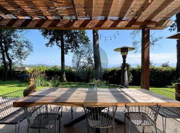 Casa en condominio · 200m² · 4 Recámaras · 2 Estacionamientos · Casa en Renta Inserta en El Bosque en Valle de Bravo | Residencial